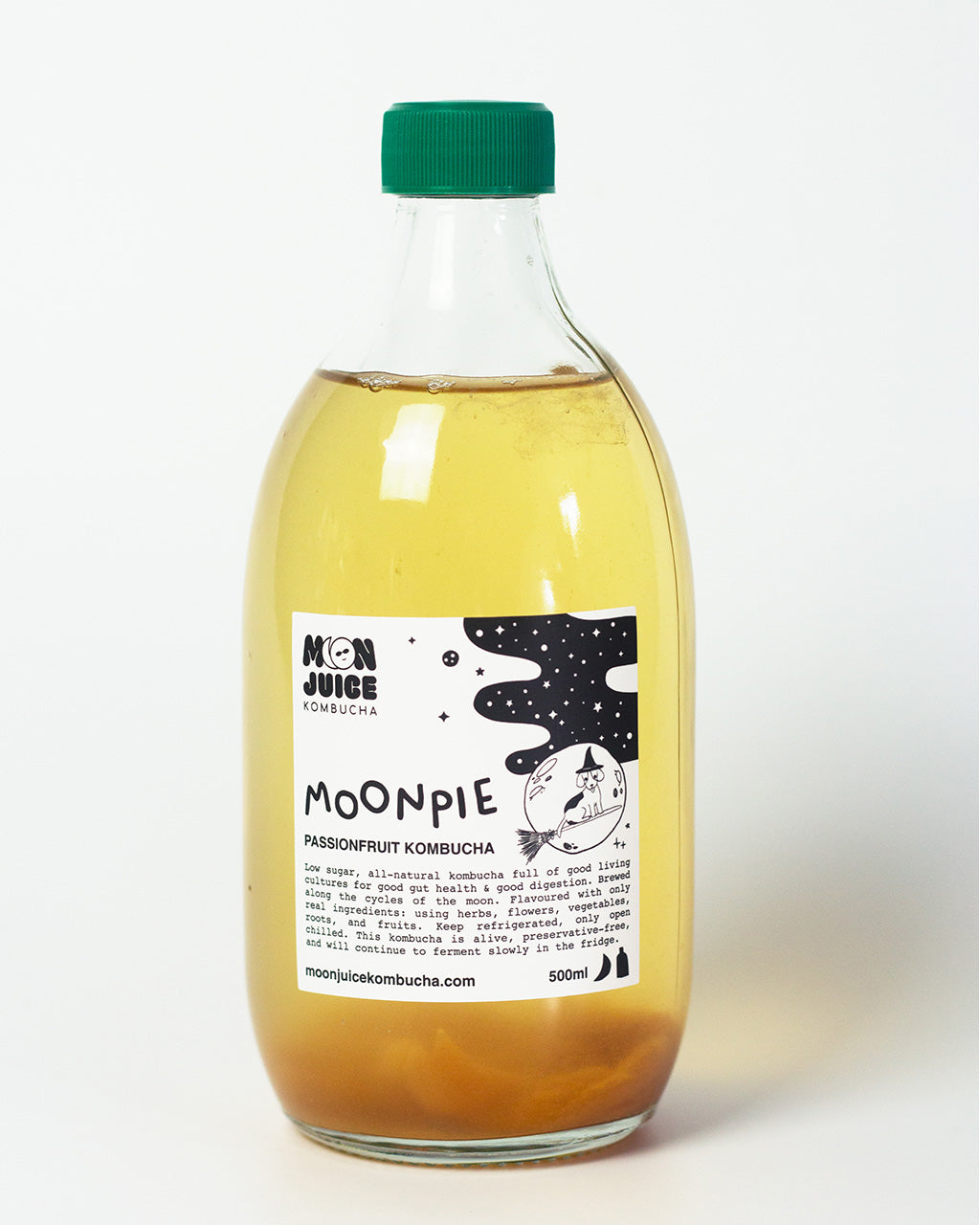 A 500ML bottle of Moonpie (Passionfruit Kombucha) with a green cap against a clean white background.