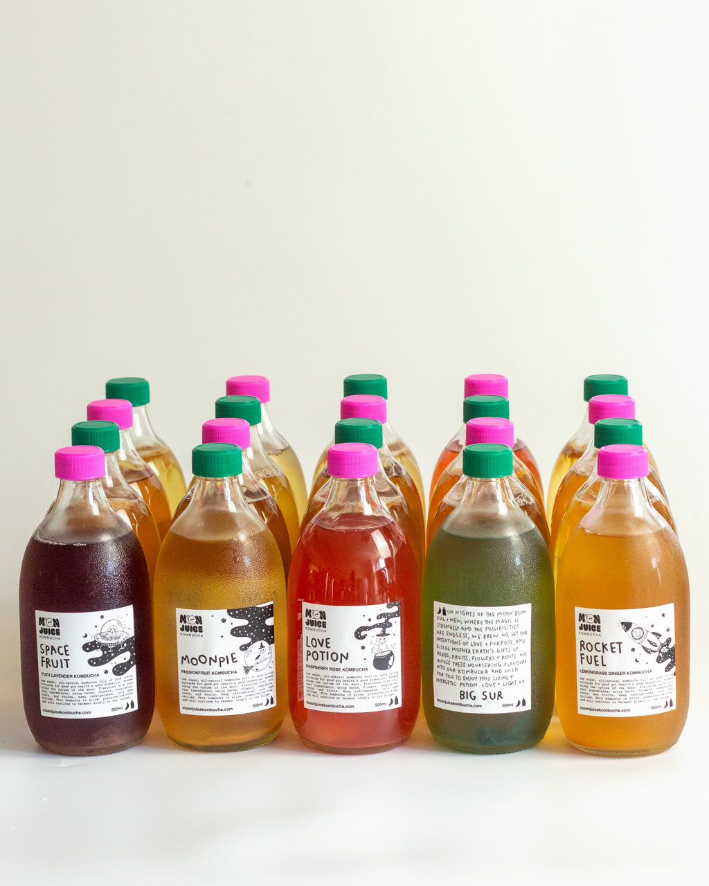 4 rows of 5 big kombucha bottles (500ML) on a light background